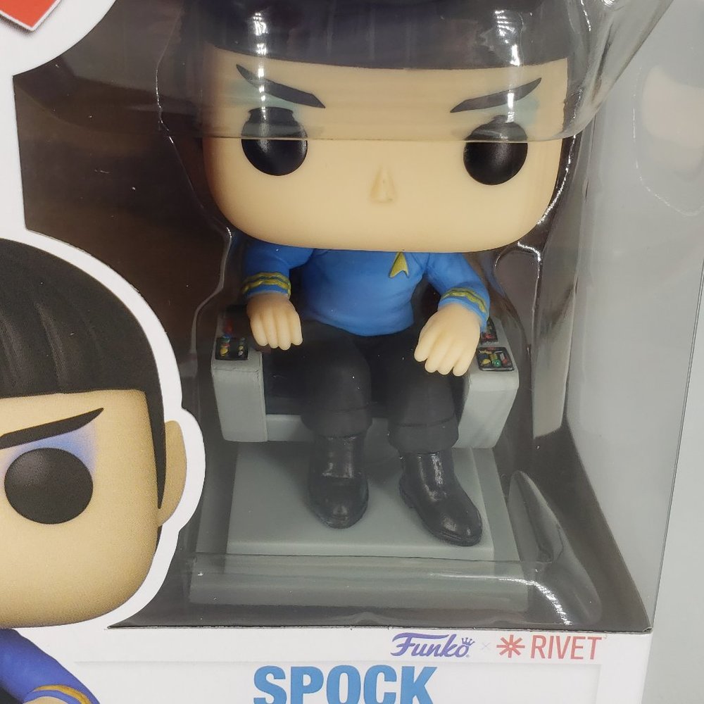 Funko SPOCK in Chair SE Star Trek Unopened New from Distributor